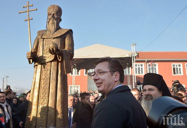 Многохиляден митинг срещу Вучич