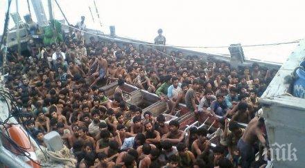 либия иска помощ европа трафикантите бежанци