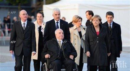 хелмут кол приет болница критично състояние