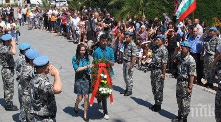 русе почете деня ботев паметника свободата