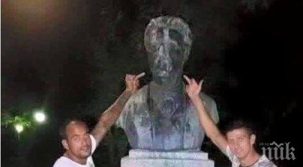 гнусна гавра паметника левски бургас мъже завряха среден пръст лицето апостола снимки