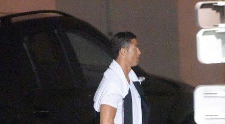 роналдо уринира улиците сен тропе парти снимки