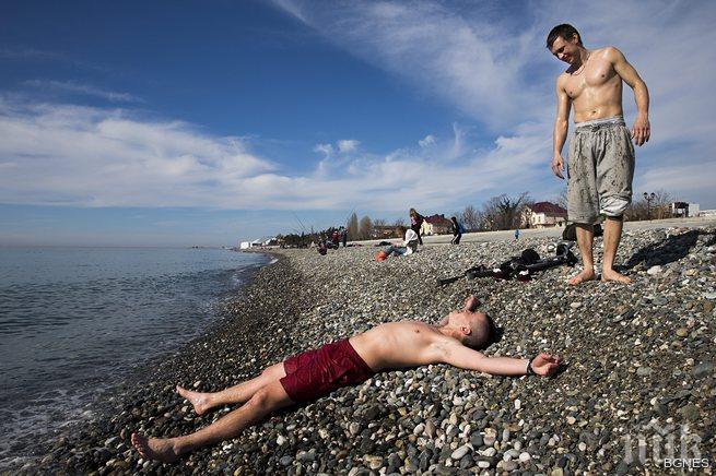 Слънчево и топло през целия ден