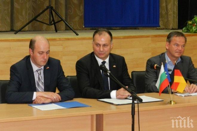 Зам.-министър Петров: Облекчаваме административния режим за бизнеса
