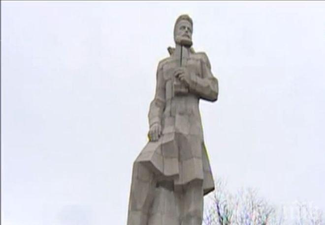 Откриват паметна плоча на Христо Ботев в Благоевград