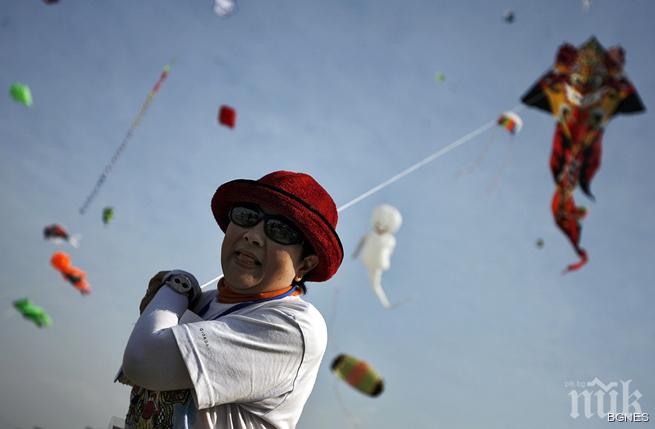 Хвърчило рани 4-ма в Япония (видео)