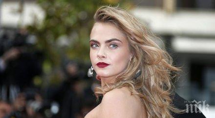 кара делевин колекция чанти мълбъри