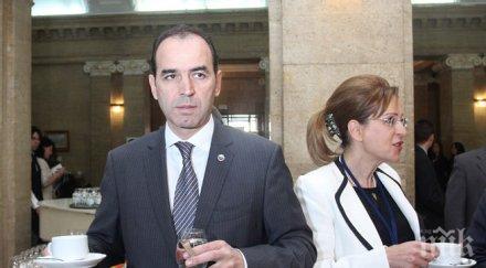 иван искров подава оставка юни