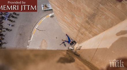 ужасяващо джихадисти хвърлиха гейове метрова сграда доубиха камъни снимки