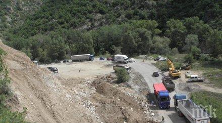 кабинетът укрепва 1968 свлачища 930 млн лева