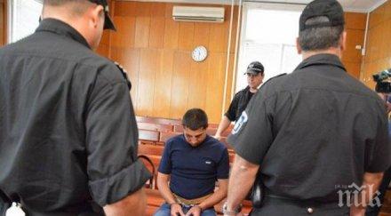 бащата малката станка отрича бил лекарите понасят гледката смазаното дете