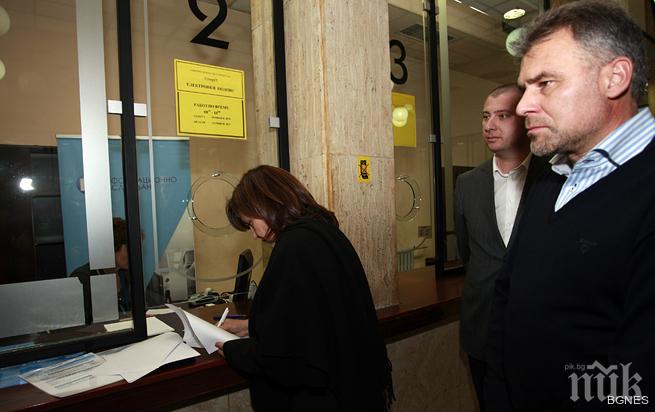 Скандална статистика! Издръжката на българския чиновник излиза на държавата по една КТБ на година