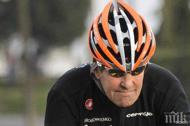 Кери е с патерици и скоро ще напусне болницата 