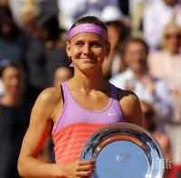 Великолепни! Шафаржова и Матек-Сандс грабнаха титлата на двойки