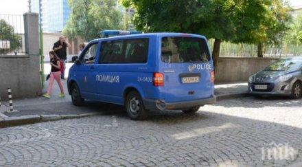 съмнителен пакет столично училище вдигна крак полицията