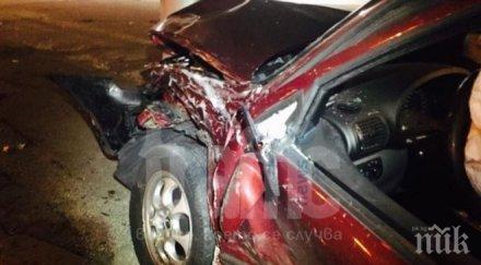 пътя жестока катастрофа симитли двама берат душа болницата обновена