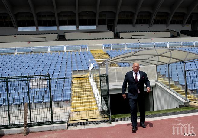 Министър Кралев се срещна с младежи от Южна Корея