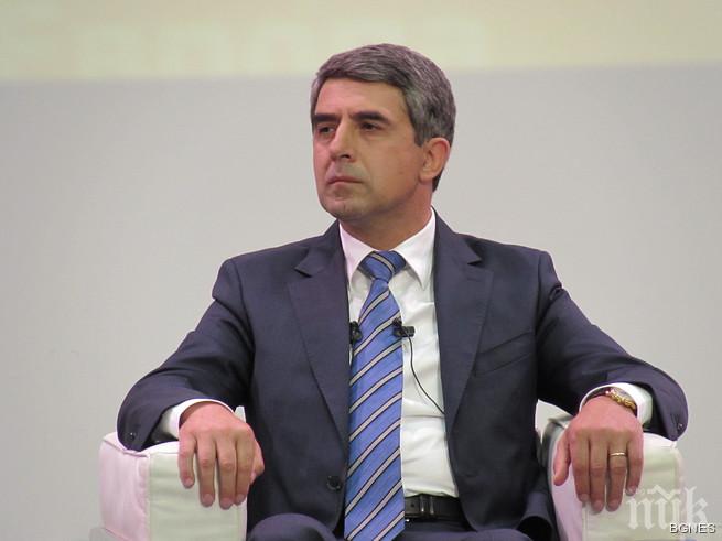  Плевнелиев ще посети Казанлък и Хисаря