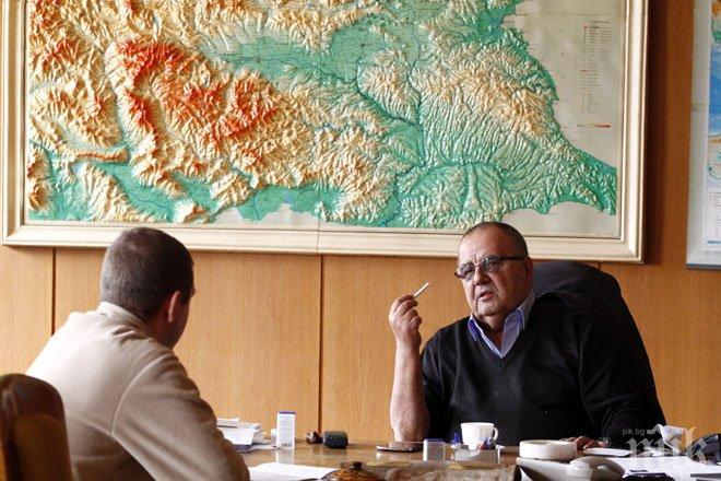 Проф. Божидар Димитров пред ПИК: Плевнелиев прави исторически гафове! Ако изданията на Прокопиев не получаваха милиони от Америка и Сорос, нямаше да съществуват!