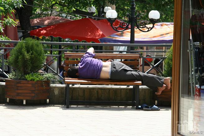 Неучещите и неработещи младежи били най-голямо предизвикателство пред МТСП