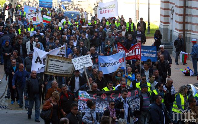 Предвиждат съкращаване на 200-300 щата от затворите и ГДО