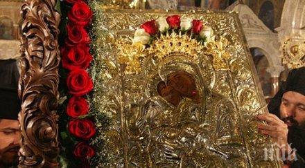 църквата чества празника богородица достойно есть