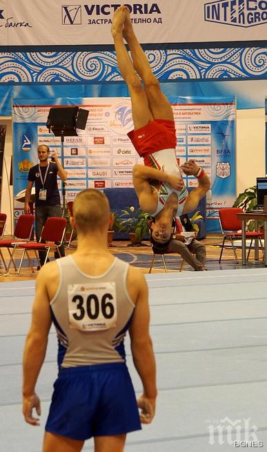 Продължава триумфът на бургаските акробати