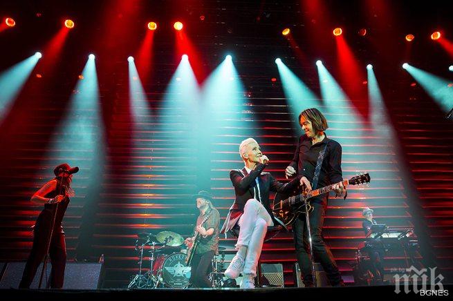 Роксет превземат София след броени дни