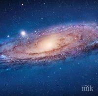 Огромни планети с хелий се носят из галактиката