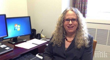 транссексуален мъж стана главен лекар голяма болница