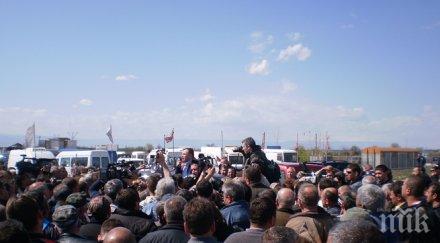 животновъди блокираха дунав мост два часа