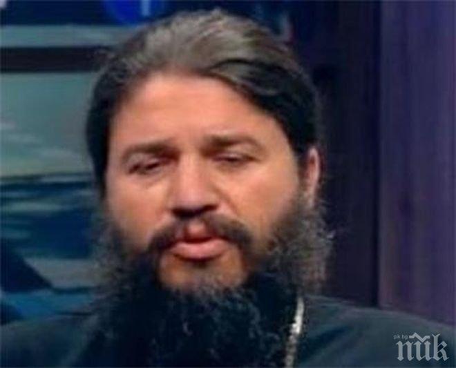 Скандал! Отец: Ванга е духовно заблудена жена, предстои да я отлъчат от църквата! Дънов не е учител, нито философ!