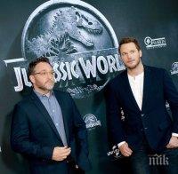 Кинозаврите на Спилбърг прескочиха бариерата от половин милиард щатски долара за масова премиера