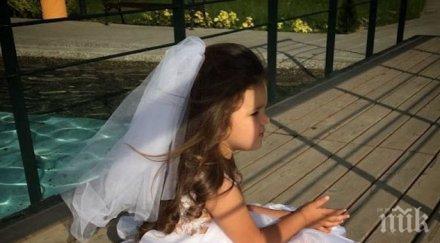 николета лозанова възмути феновете фейсбук облече щерка булка снимки