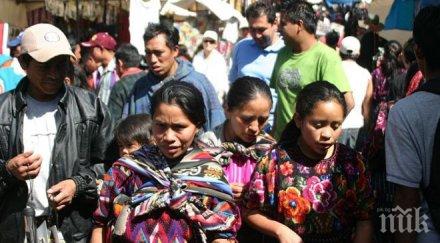 000 поискаха оставката президента гватемала заради корупционен скандал