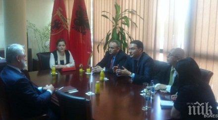 министър митов обсъди ахмети тачи ситуацията македония