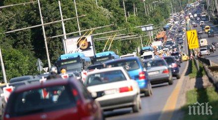 кошмарно задръстване километра магистрала тракия посока софия кат предложи алтернативен маршрут