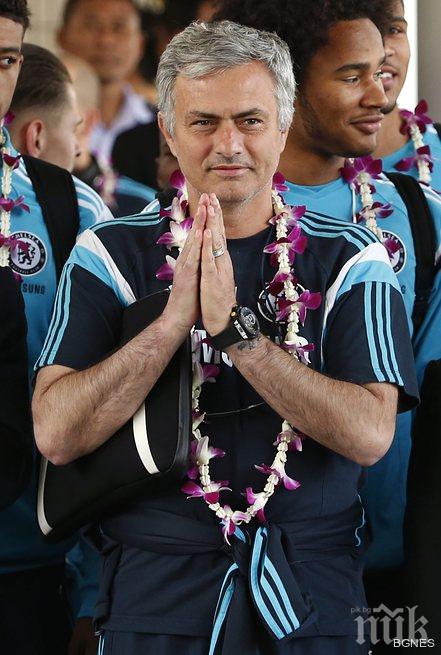 Абрамович награждава Моуриньо с нов контракт