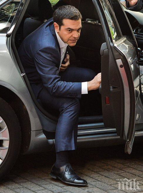 Сценариите пред Гърция: от финансова перфузия до излизане от Еврозоната