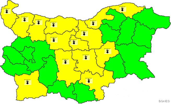 Жълт код за жега в 14 области на България