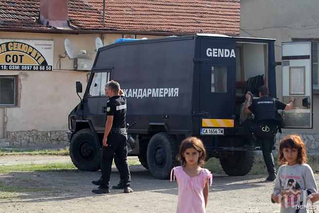 Протестираща в Орландовци: Бъчварова трябва да изсели тези, които са нелегални в квартала