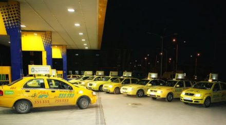 таксиметров шофьор инсценира въоръжен грабеж