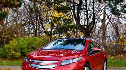 сър алекс купи шевролет волт рождения ден