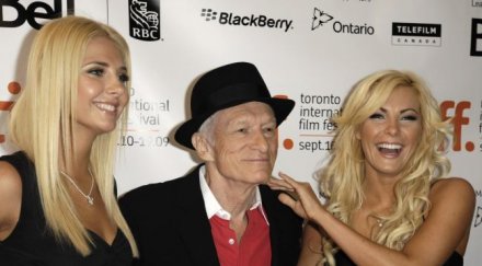 основателят плейбой ожени нова година