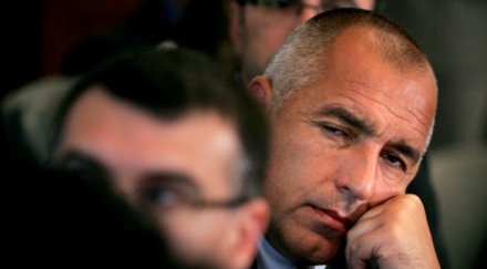 премиерът планира пролетно почистване властта