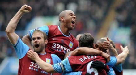 астън вила измъкна ценна точка уелс