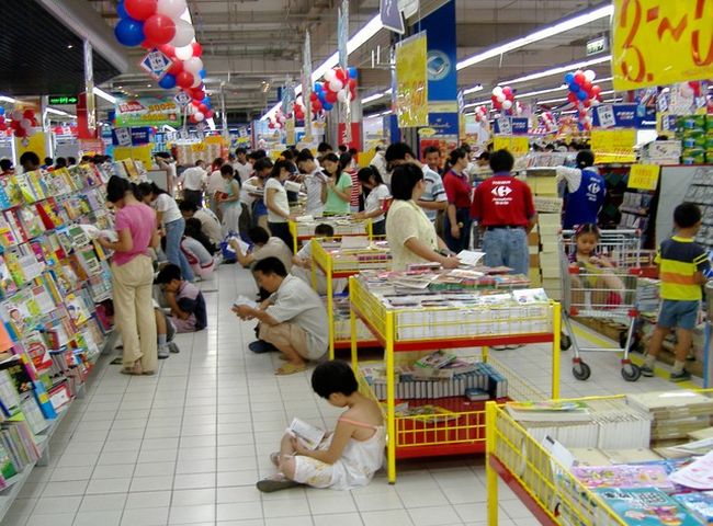 73-годишна баба заключена в хипермаркет на Нова година