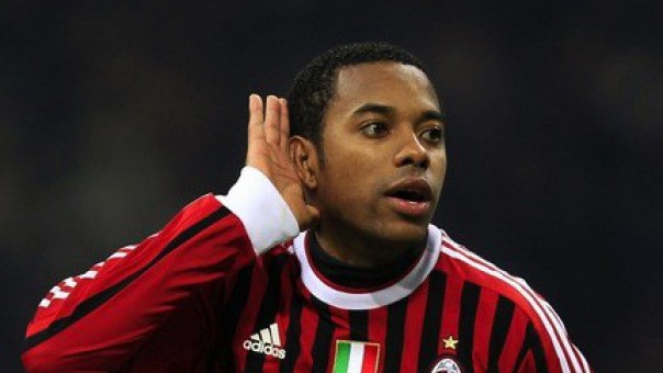 Милан отряза Сантос за Робиньо