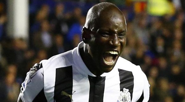 Агентите на Демба Ба поискали 2 млн. паунда комисиона от Челси