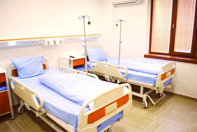 Младеж в болница след побой